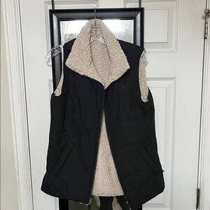 Reversible north face vest women’s size small